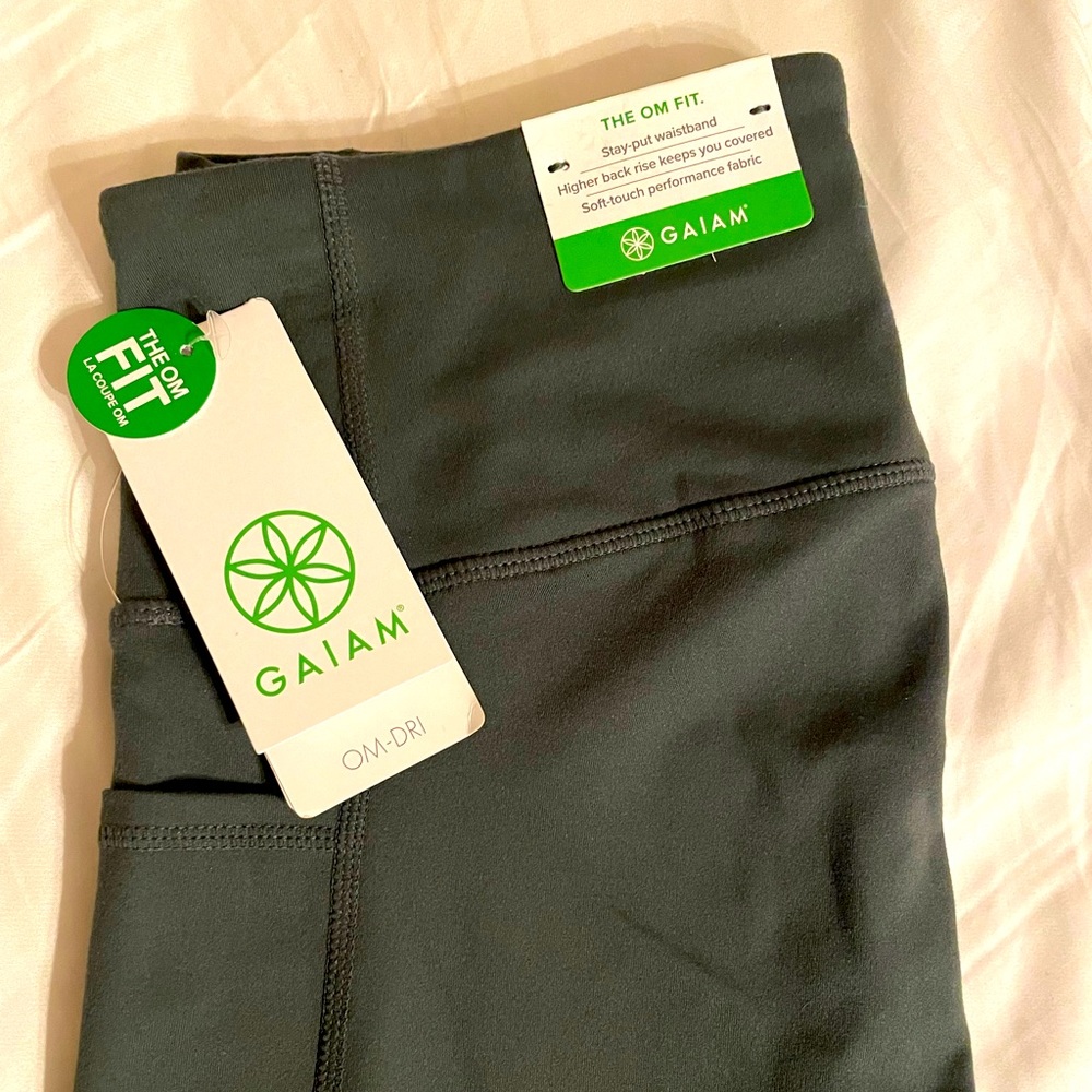 NWT Gaiam Yoga Leggings/ workout pants (S)